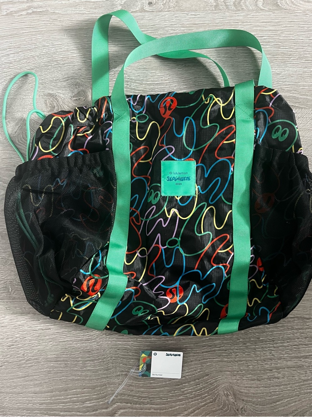 lululemon athletica Seawheeze convertible tote and backpack with luggage tag